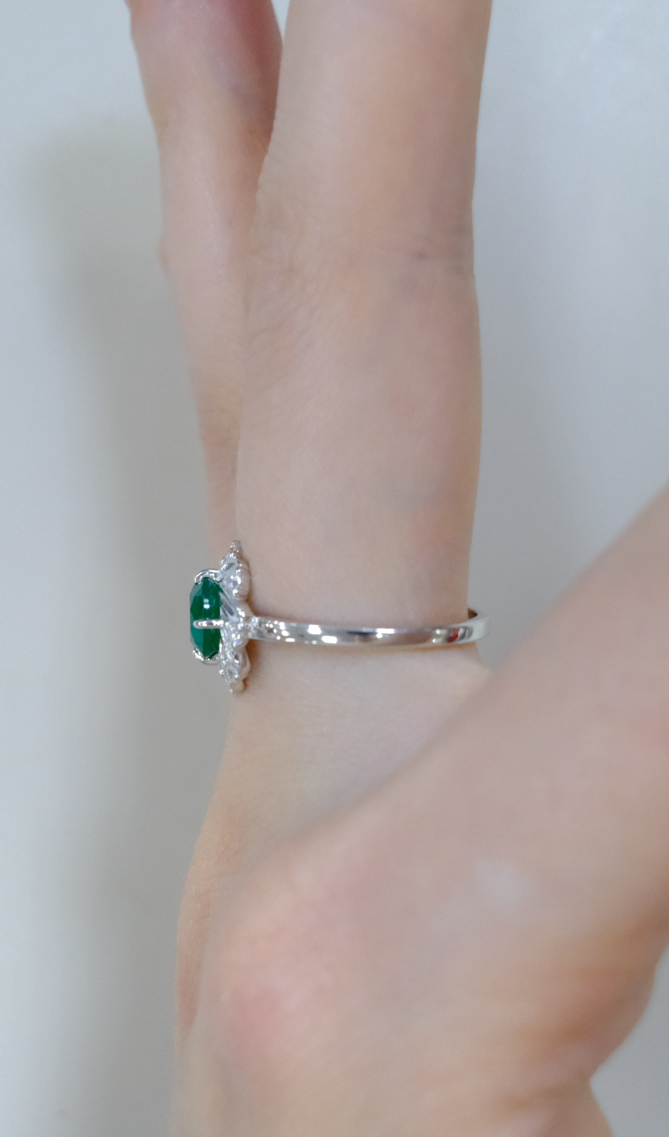 Серебряное кольцо с агатом